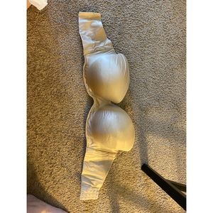 40H Tan Strapless Bra